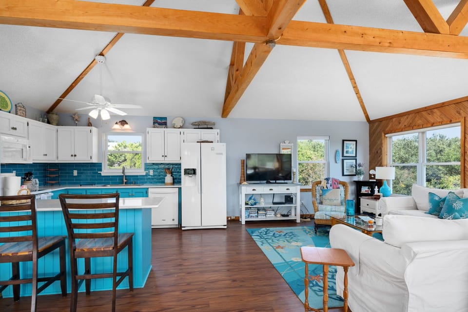 Extra seating at the kitchen counter