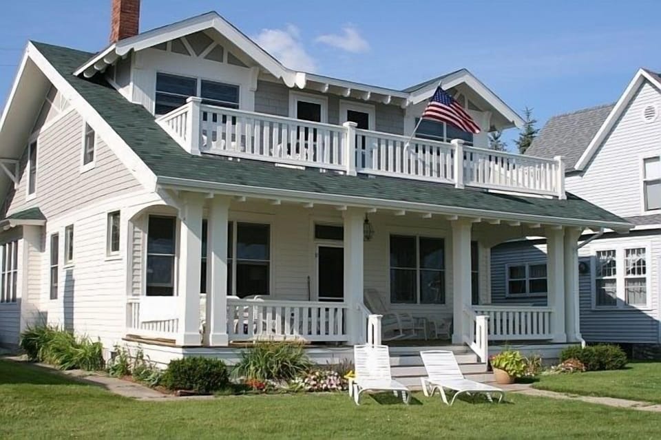 View from the front sidewalk