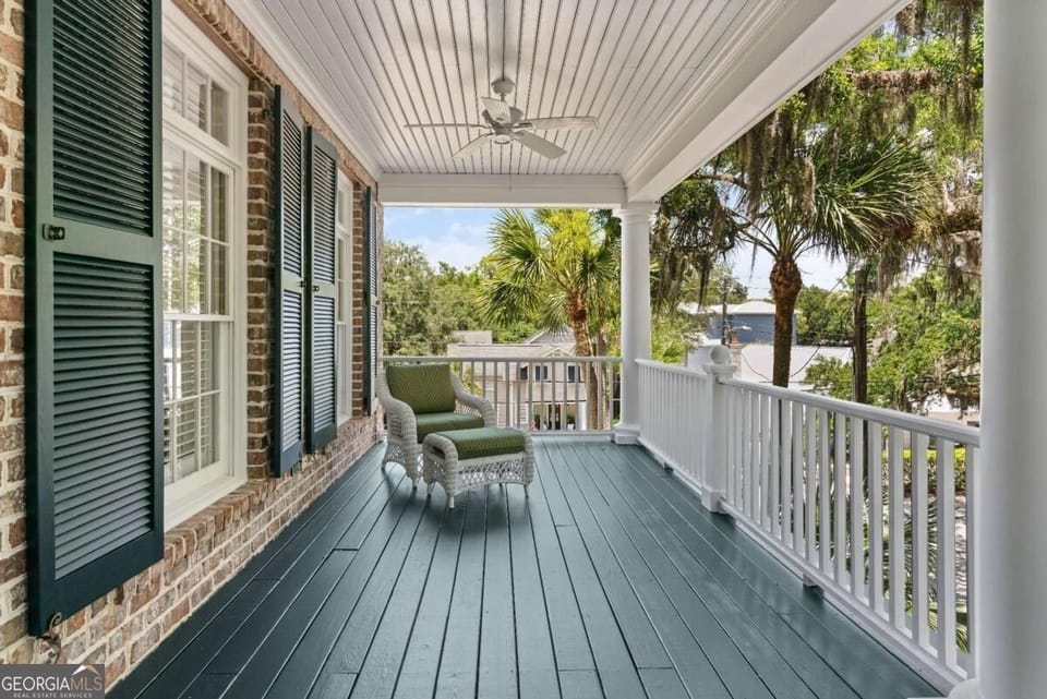 Top porch