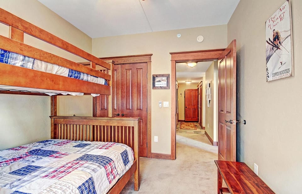 Bunk room. Great for kids!