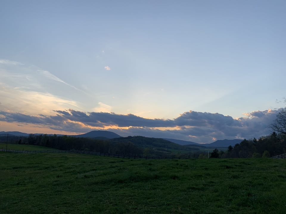 View, House Mountain.