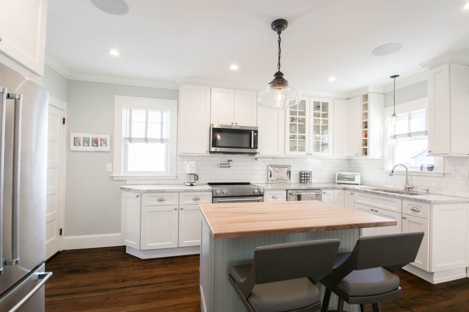 Newly renovated kitchen with all amenities