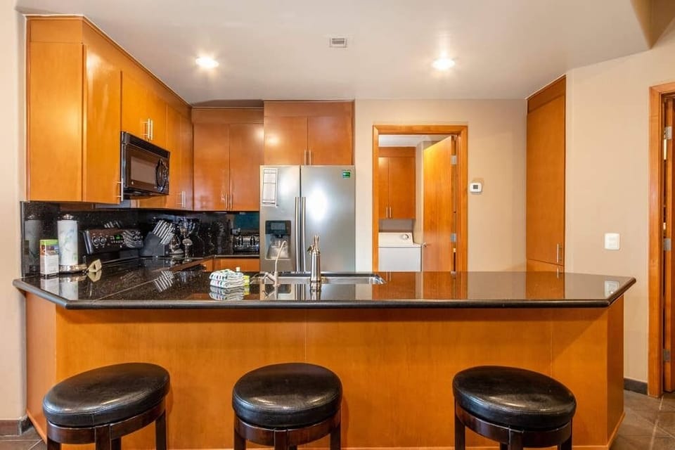 Kitchen (1)