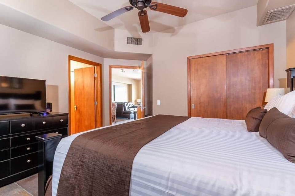 Bedroom (2)