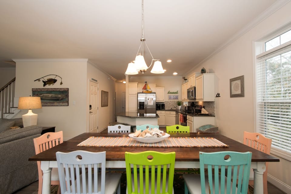 Kitchen to dining