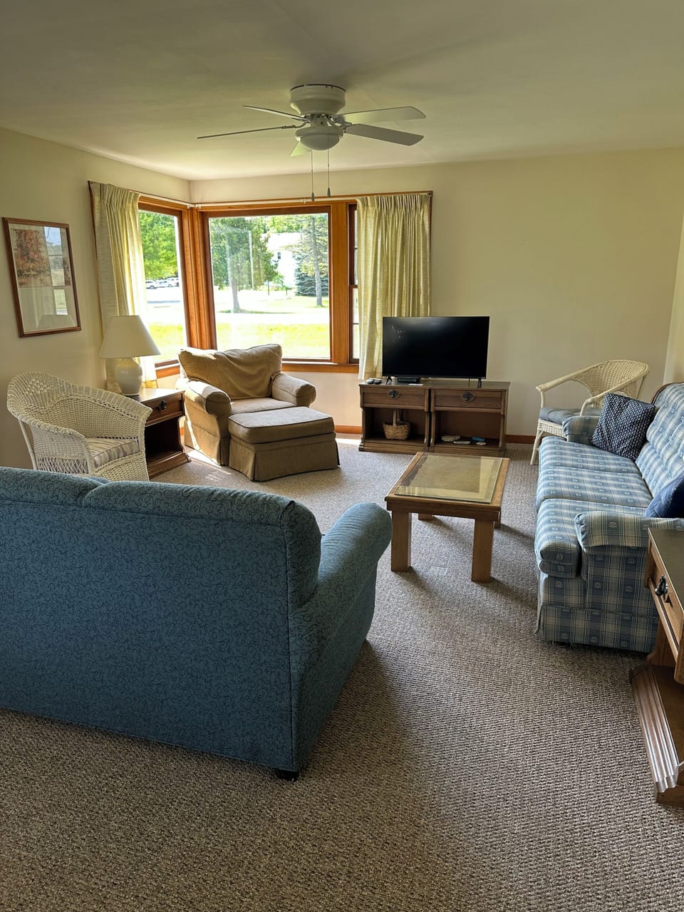 Plenty of room for all to gather.
