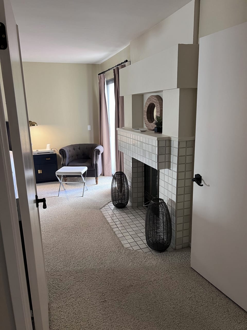 Primary Bedroom / Working fireplace 