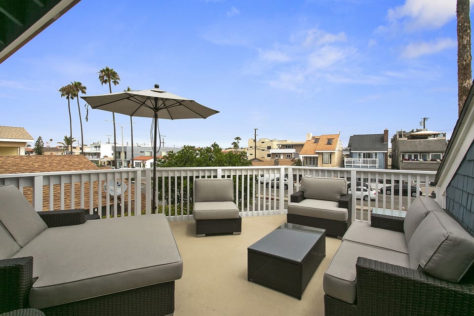 Upstairs Deck