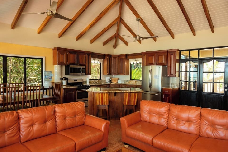 Primary common area (2nd story)