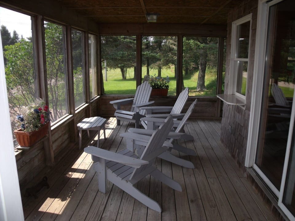 Cottage porch