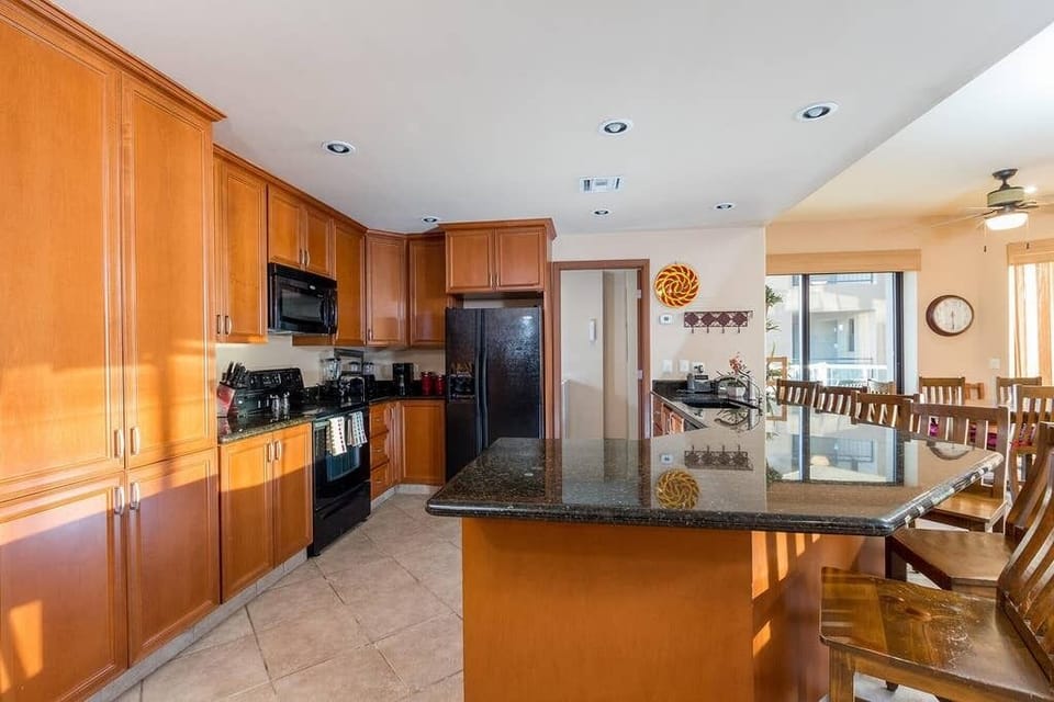 Kitchen (2)