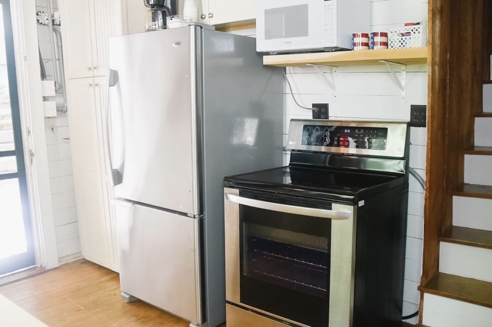 Main Cottage Kitchen
