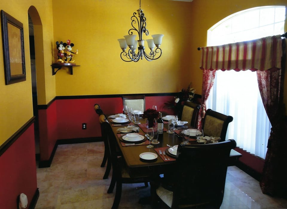Formal dining room