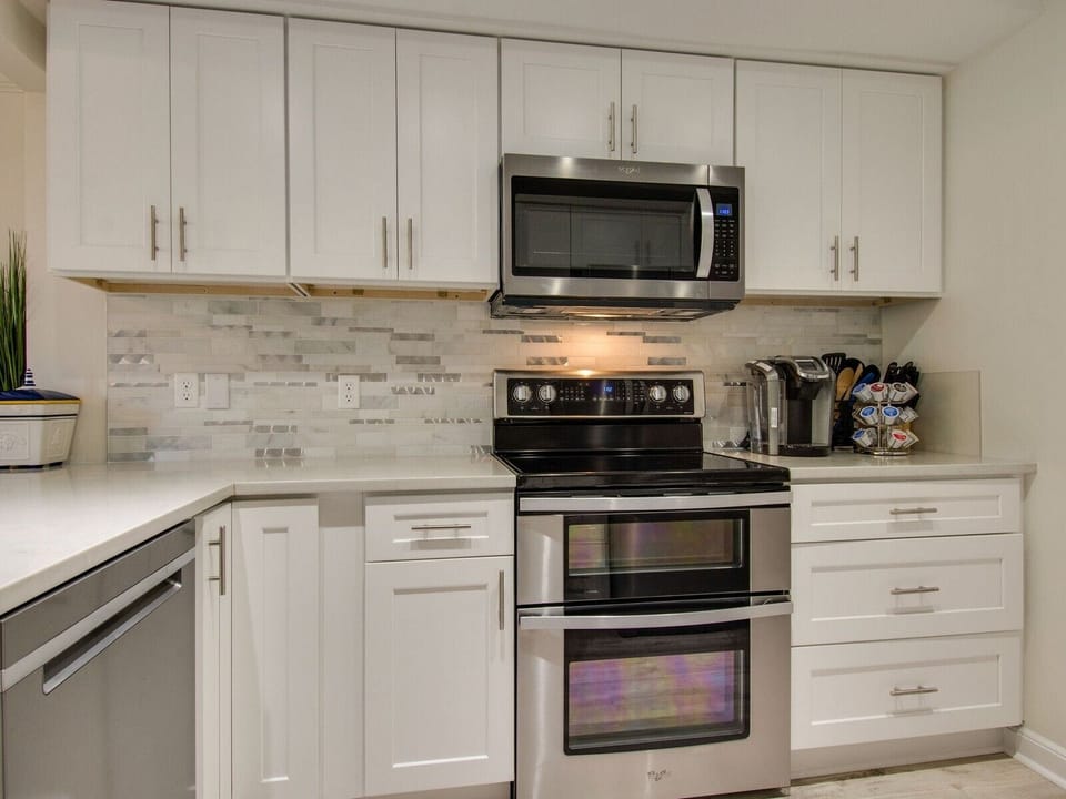 Fully Equipped Kitchen at 223 Shorewood