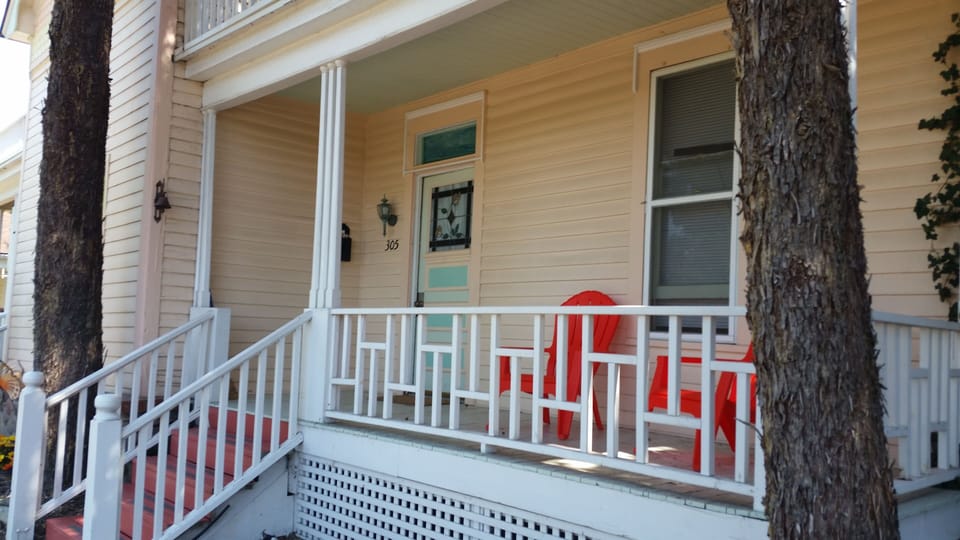 Front Porch for morning coffee, relaxing and views!