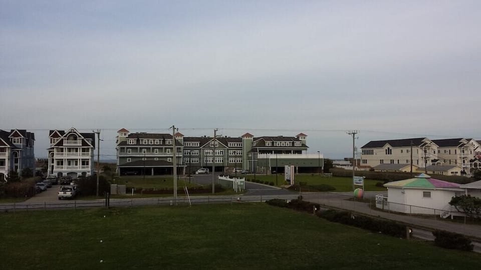 Ocean View from landing outside front door!