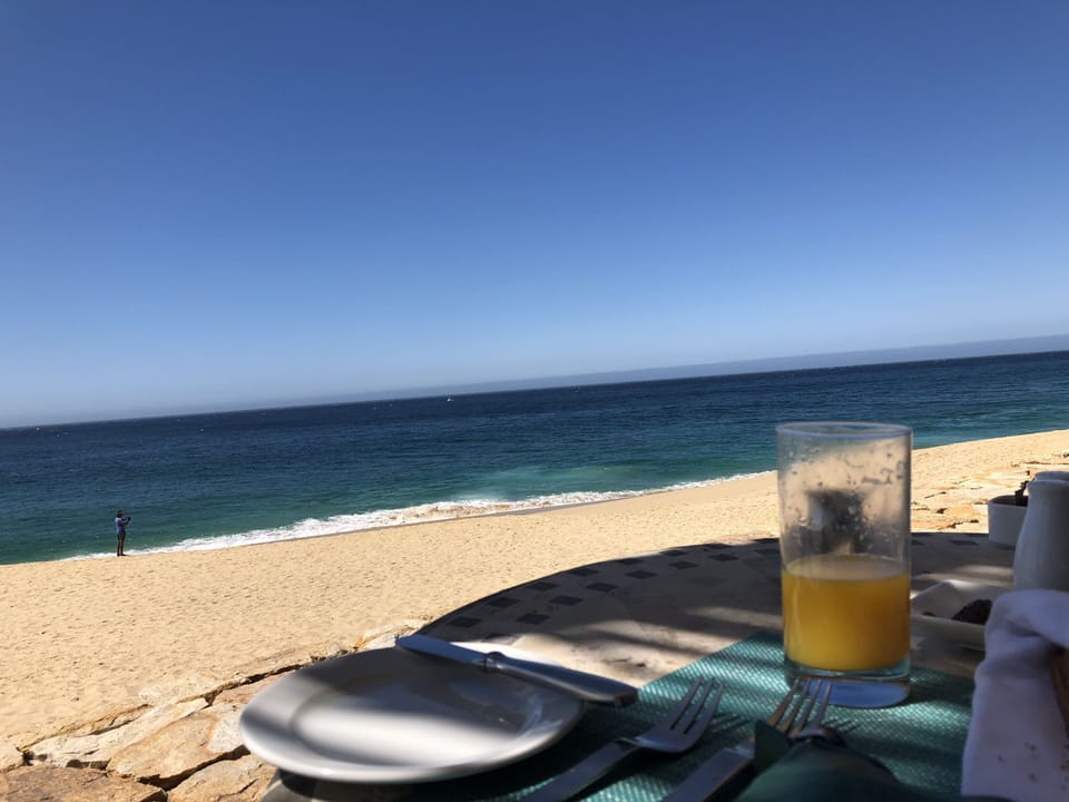 Time for refreshment by the resort