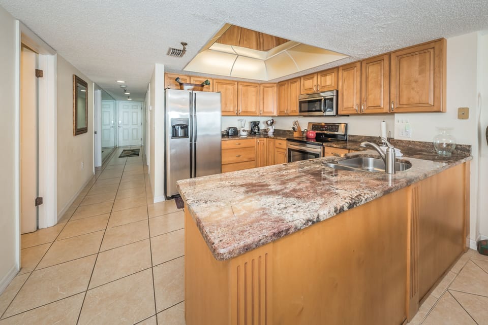 Fully Equipped Kitchen With Granite countertops