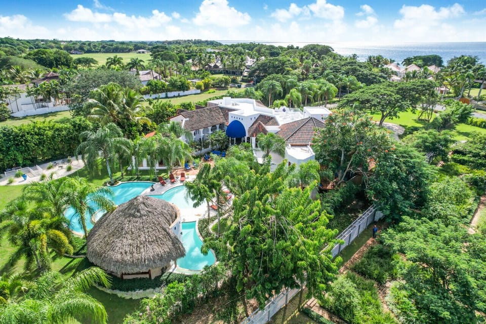 Villa de Los Sueños: aerial view of the property