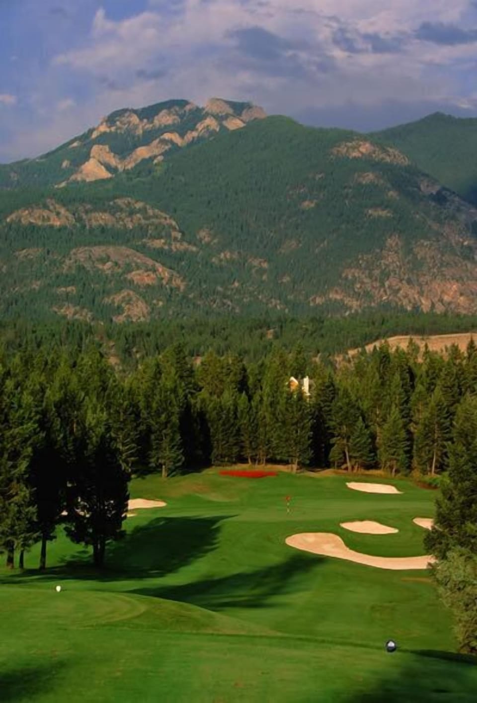 So many World Class Golf Resorts to choose from in the Columbia River Valley