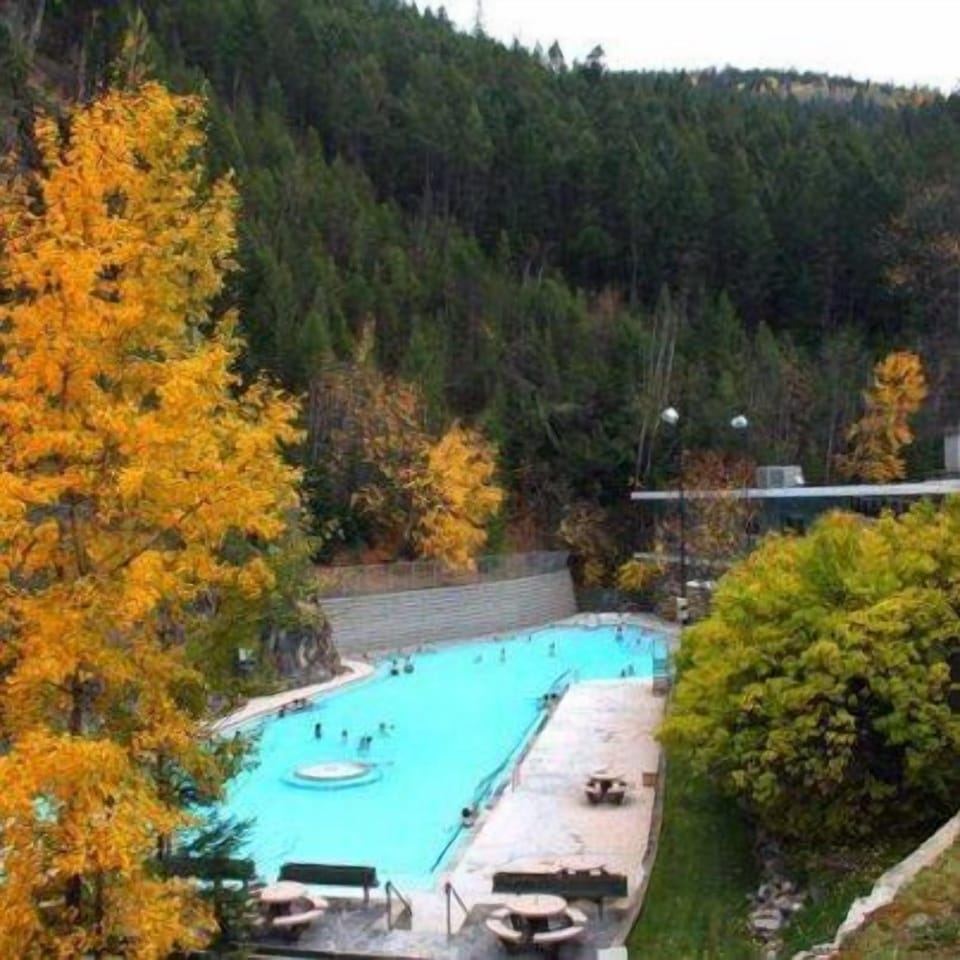Radium Hot Springs mineral pools in the Fall, so rejeuvenating & relaxing