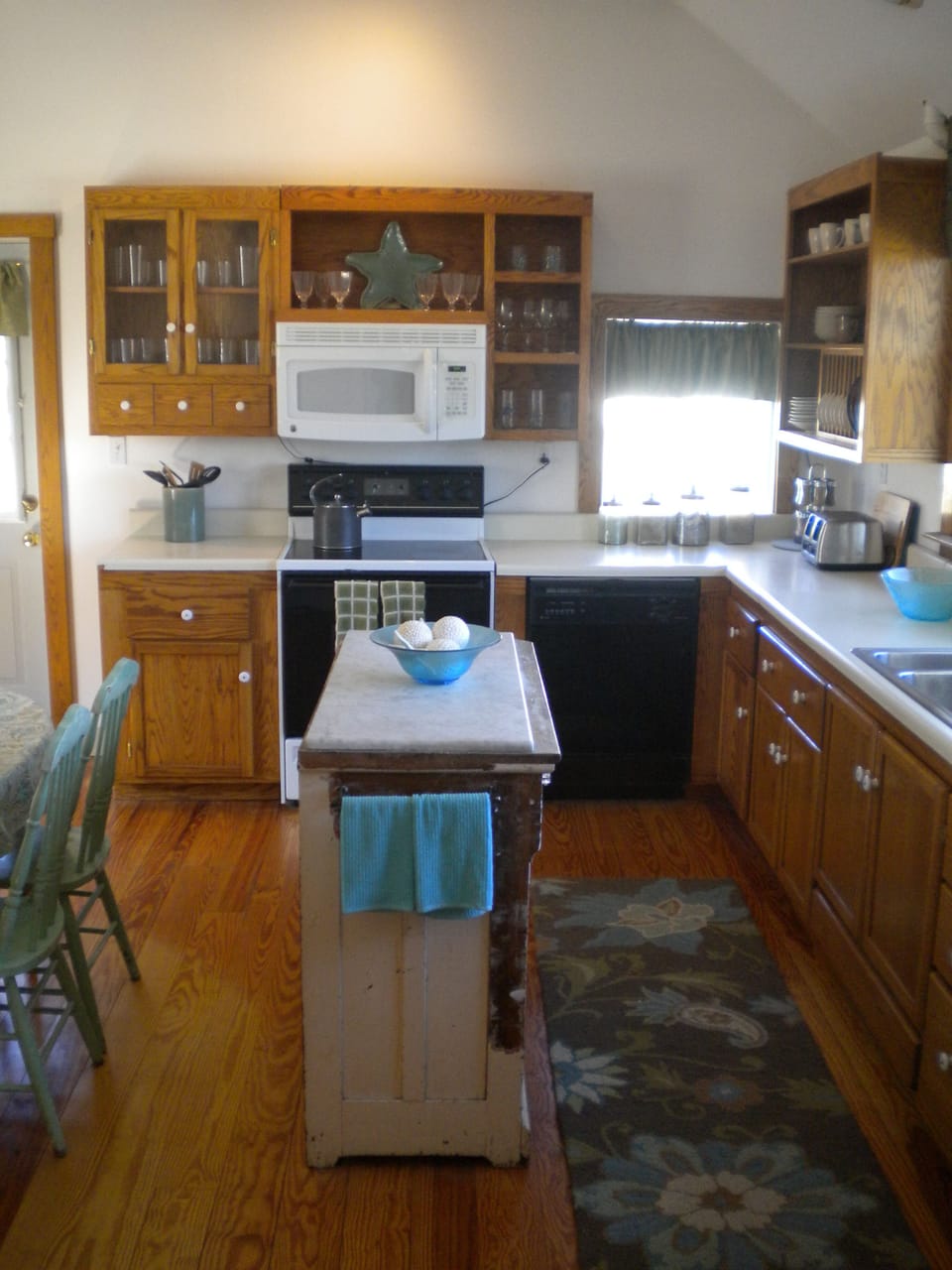 Kitchen counter and table from hallway