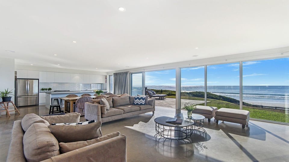 Open Kitchen / Living / Dining Area
