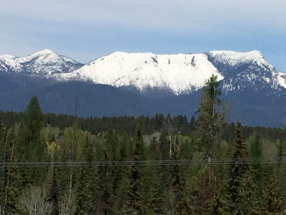 Mountain Range near the cabin