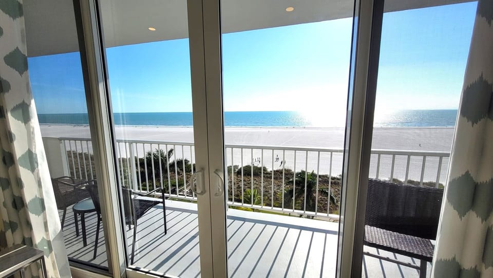 Rare Uninterrupted Views from Extra Wide Floor to Ceiling Doors