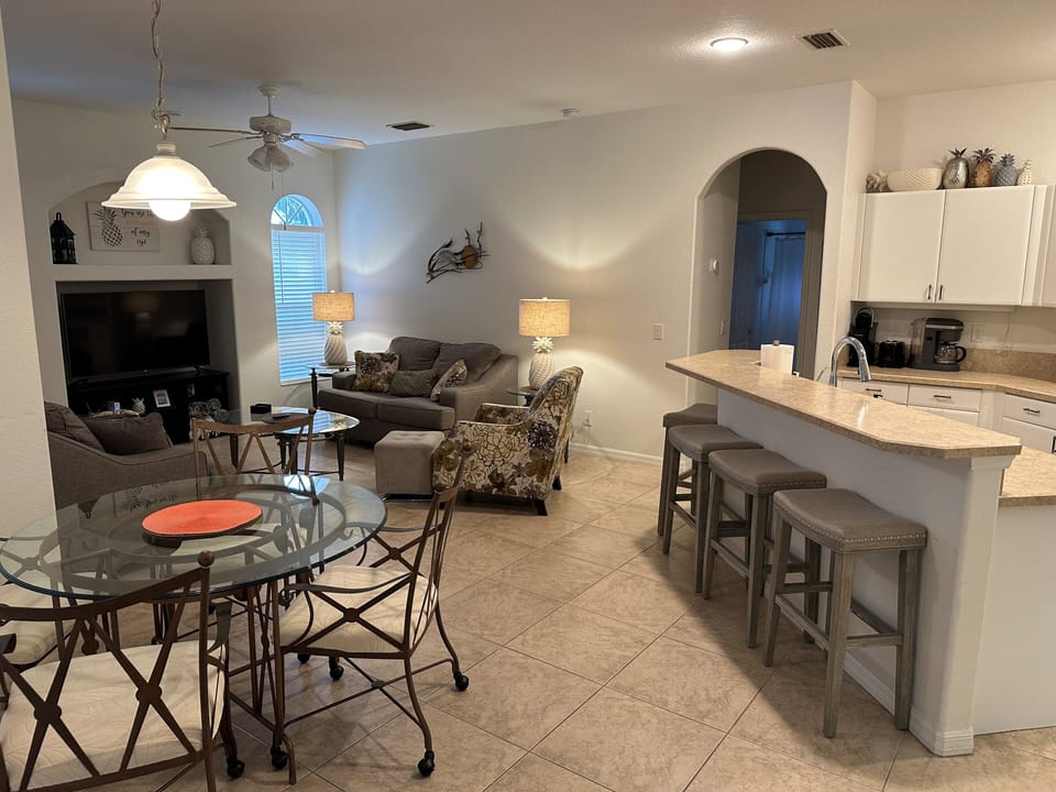 Living room, breakfast nook, kitchen