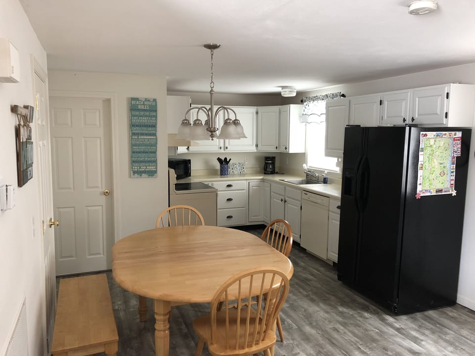 Kitchen/dining area