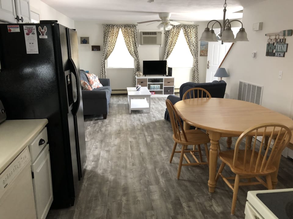 Kitchen/living room 