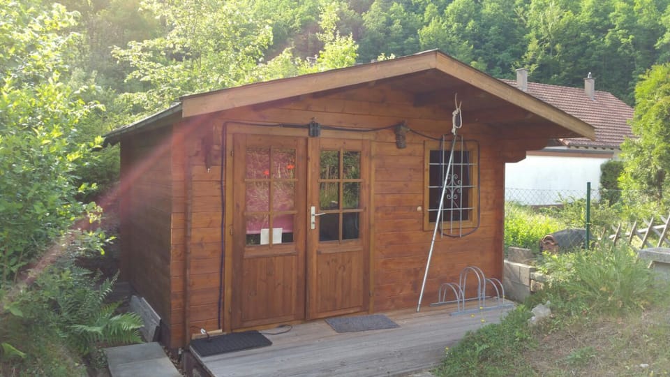 Second Cottage with bedroom