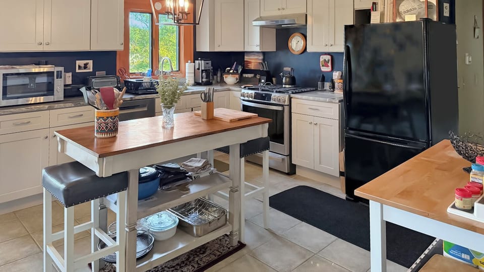 Fully Stocked Kitchen