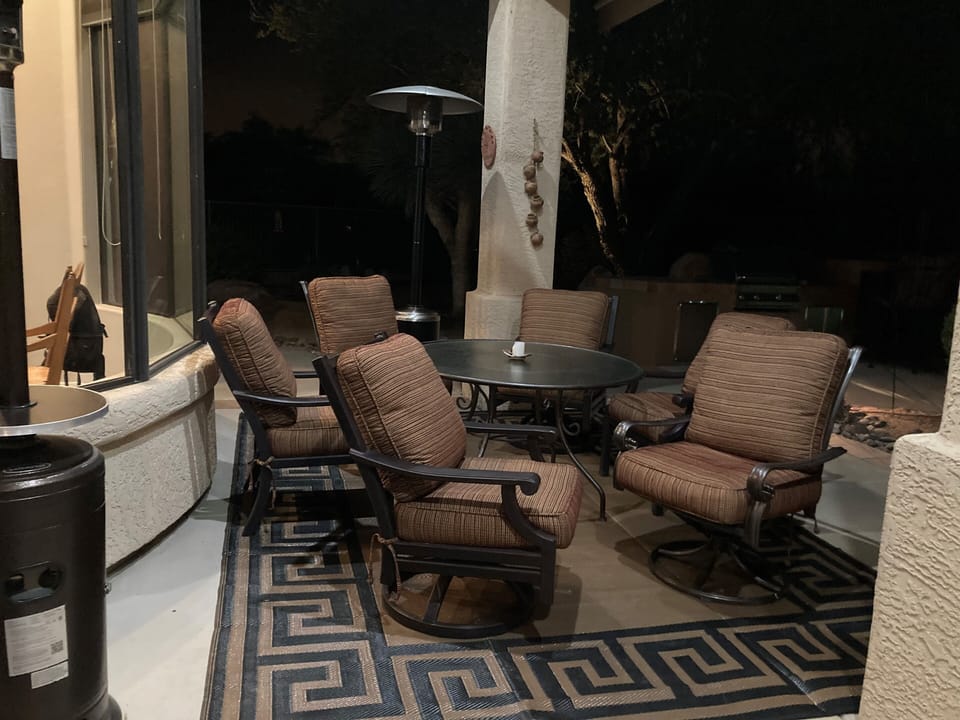 comfortable chairs for relaxing