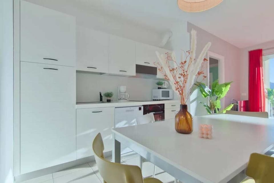 Kitchen and dining room