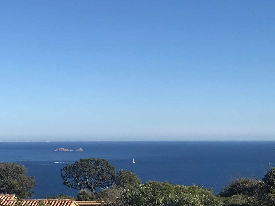 Beach/ocean view