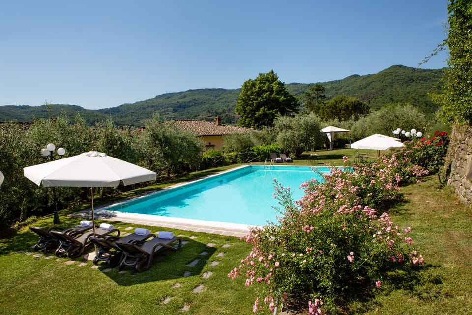 Shared swimming pool