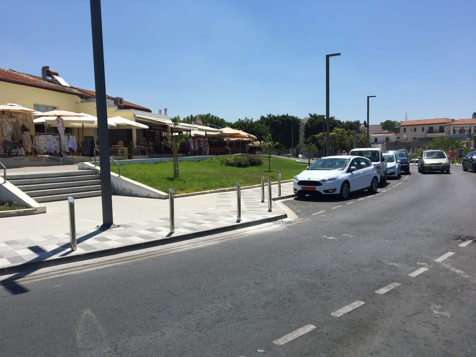 Old Town - Market 2KM