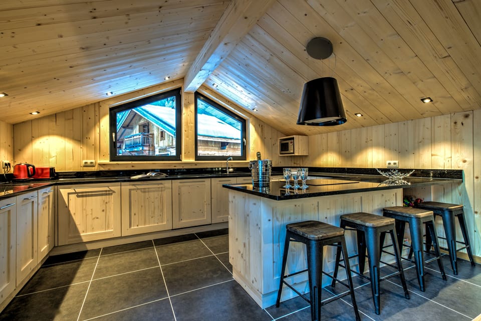 Spacious kitchen
