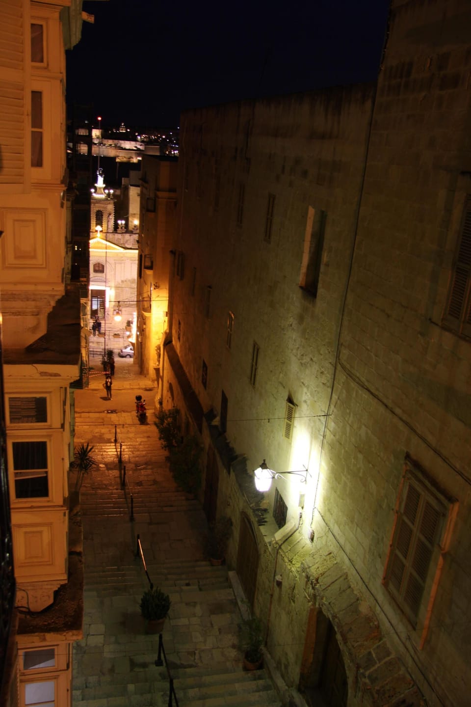 night view - Fort St Angelo in distance