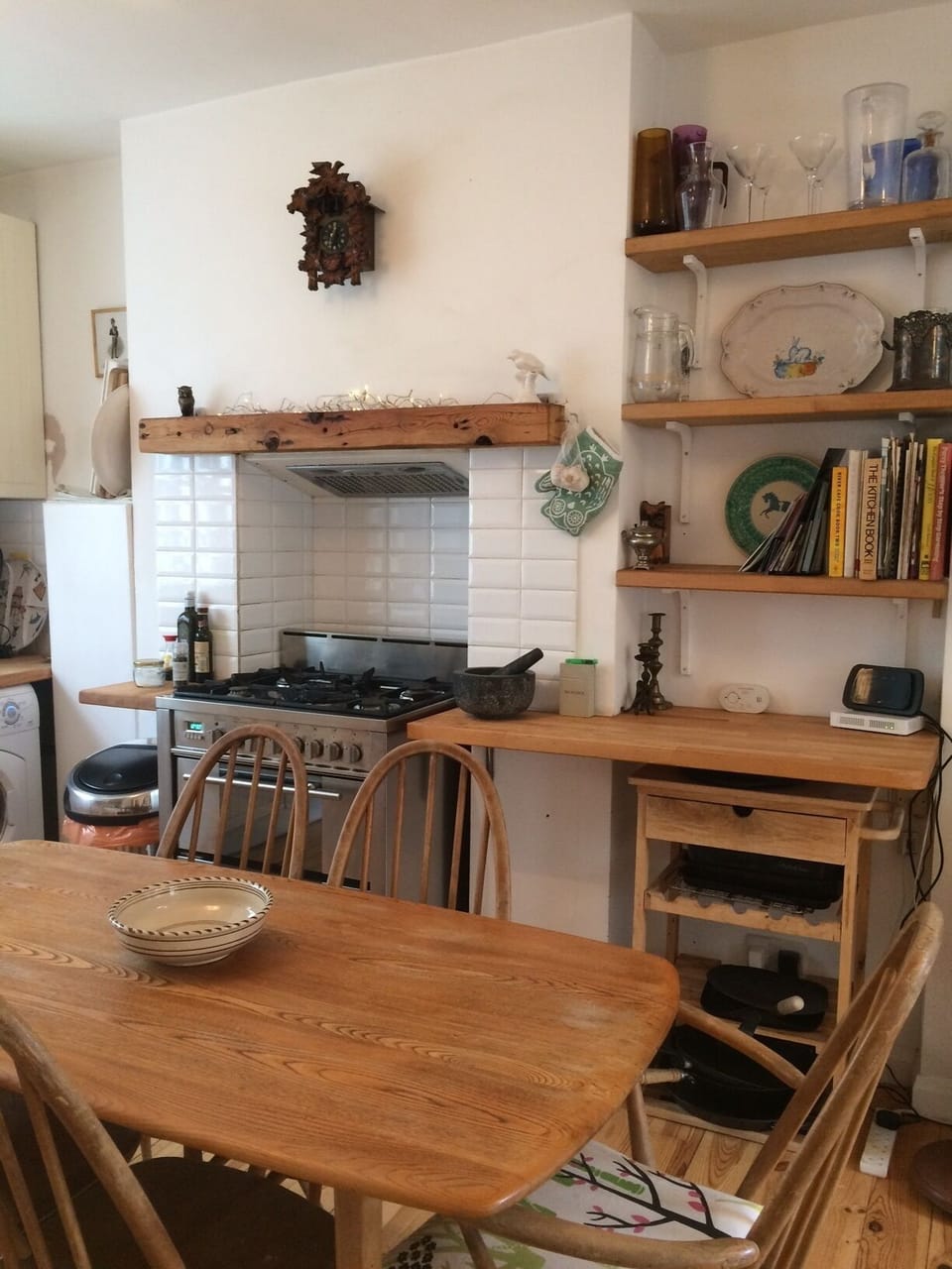Kitchen/stove