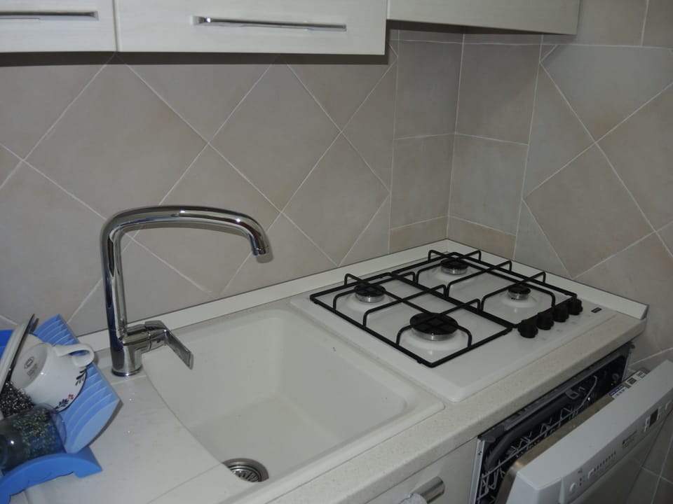 New kitchen 