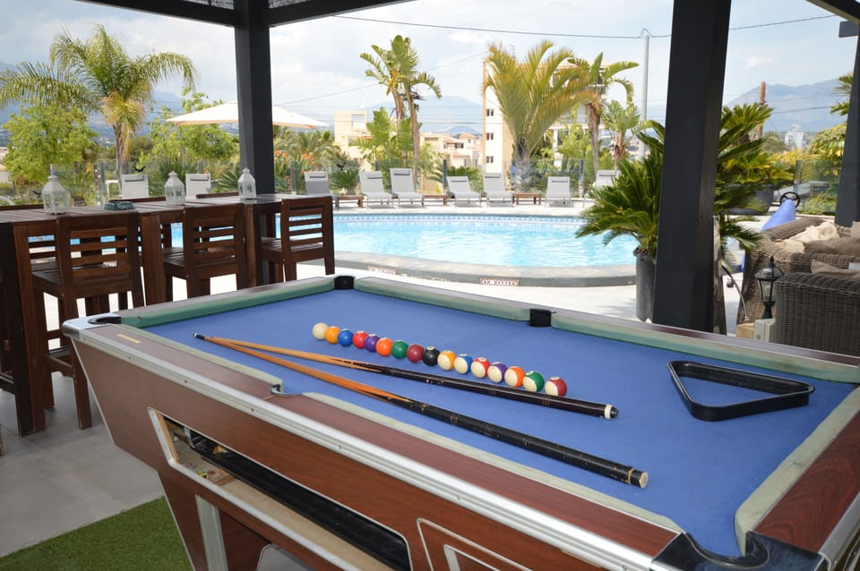 7Ft American Pool Table