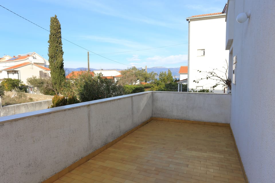 Terrace 2