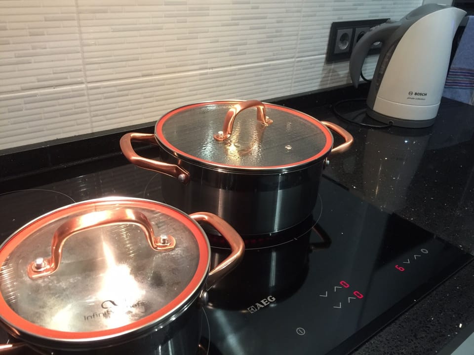 Very well equipped kitchen.