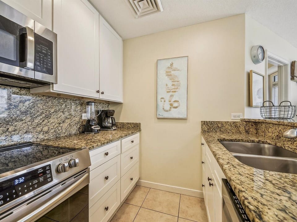 Kitchen with Stainless Steel Appliances at 2102 SeaCrest