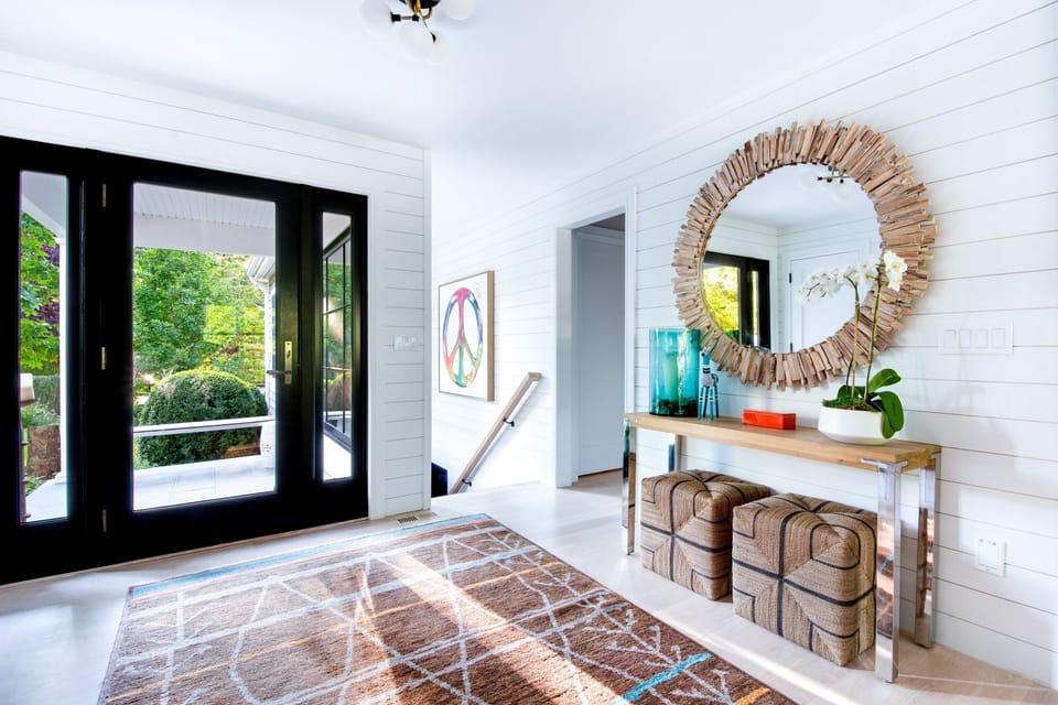 Bright sunny entrance 