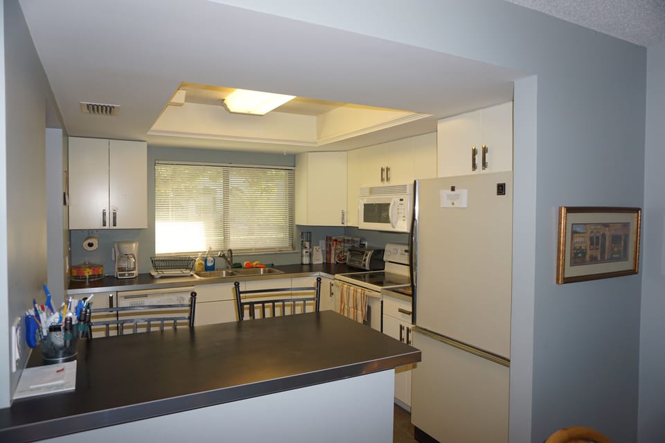 Fully-Equipped Kitchen