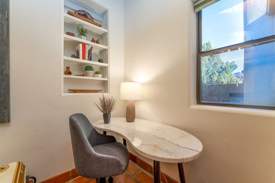 Laptop friendly office space